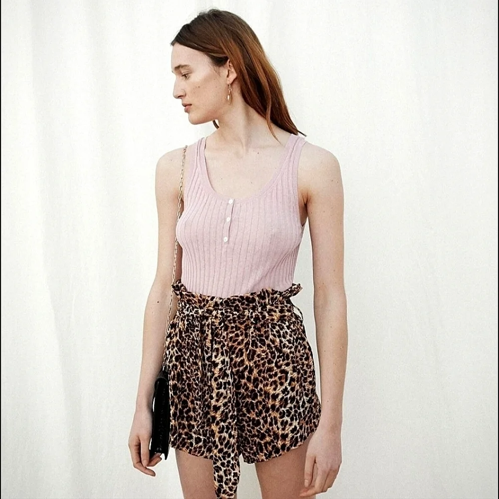 Nanushka primrose paperbag waist shorts ocelot medium NWOT - Picture 3 of 11